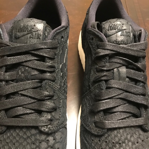 New Nike Air Jordan 1 Retro Low Python Sneaker 9.5 - Picture 4 of 13